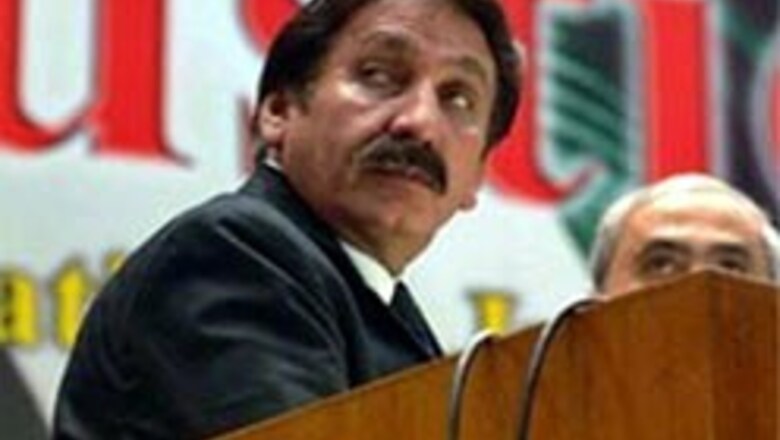 Pak SC to deliver verdict on suspended CJ`s petition