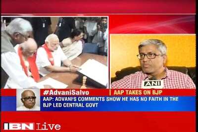 Advani's fear of return of emergency shows he has no faith in Narendra Modi, claims AAP