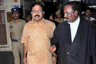 AIADMK LIVE: Why No Action Against OPS MLAs, HC Asks Speaker