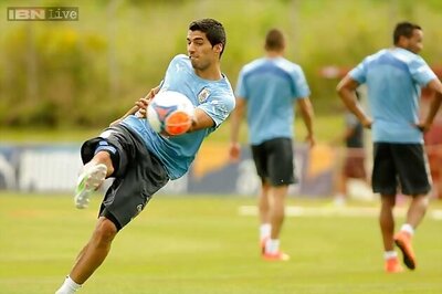 Luis Suarez says he's trying to control himself more