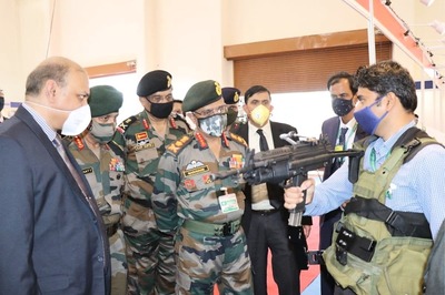 Army Chief Gen Naravane Visits Bharat Forge & ARDE in Pune, Reviews Defence Projects