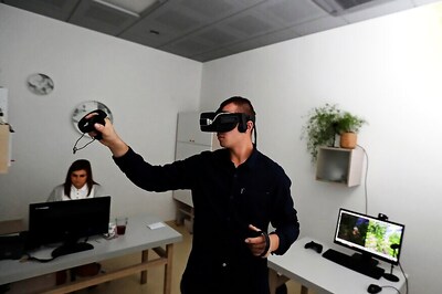 Game Publisher EA's Sales Forecast Tops Estimates