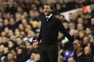 Tottenham manager Tim Sherwood still fighting with new coach rumours