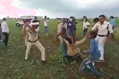 Mayawati, Rahul Gandhi Hit Out at BJP-led MP Govt after Dalit Couple Gets Beaten up by Cops in Guna