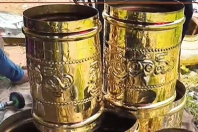 Artists Of This Town In Andhra Pradesh Are Gaining Profits By Making Panchaloha Idols