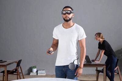 Microsoft is Planning to Combine Mixed Reality With Smartphones in The Near Future