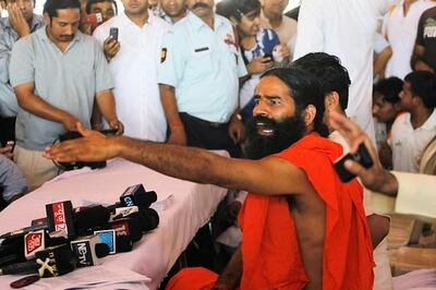 Ramdev rubbishes rumors of joining BJP, other political party