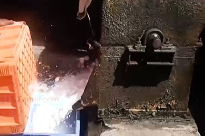 Here's Why Ice Cube Production Is A Highly Profitable Business In This Small Town Of Tamil Nadu