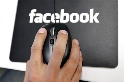 Facebook games may help strengthen family bonds: study