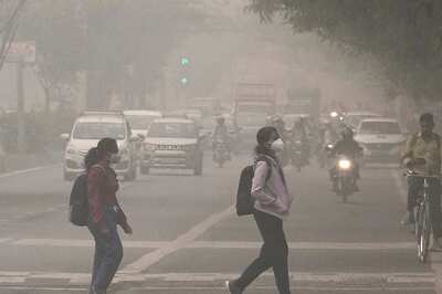 Huge Number of Taxis Plying with Only One Passenger Onboard: SC on Delhi Pollution