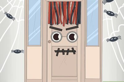 How to Decorate Your Yard for Halloween