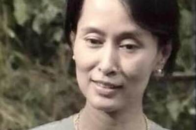 US delegation holds talks with Myanmar's Suu Kyi