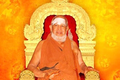 Jayendra Saraswati Unwell, Admitted to a Hospital in Vijayawada