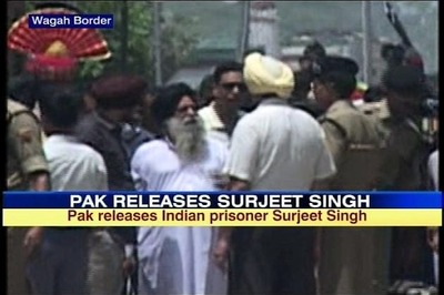 Surjeet freed but reaches Wagah in handcuffs