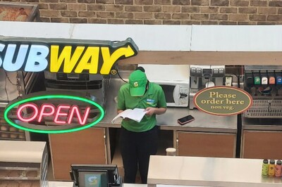 Restaurant Worker Studying On Job Impresses The Internet