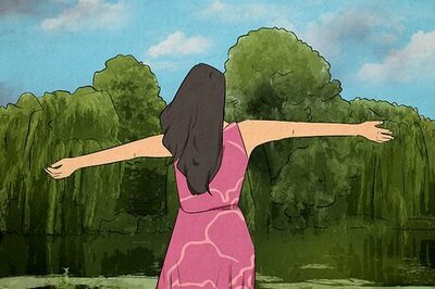 What Does the Willow Tree Represent? Cultural Symbolism & Mythology