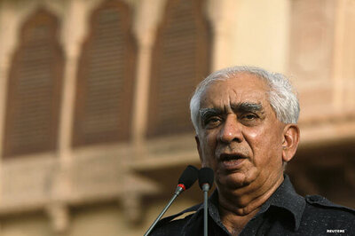 Jaswant attacks Modi, deprecates veneration of individual by BJP