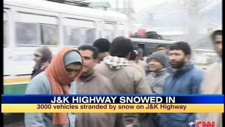 IAF airlifts 550 stranded people in J&K
