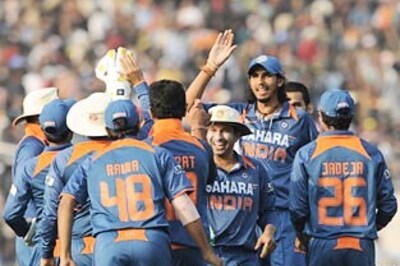 Chat now: Eden win, India in ODIs against South Africa