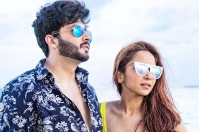 Dheeraj Dhoopar, Wife Vinny Celebrate Wedding Anniversary in Maldives