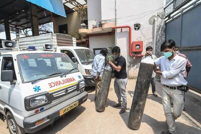 Delhi Govt Sets Up Panel to Ensure Rational Use of Oxygen as Hospitals Grapple with Depleting Supply