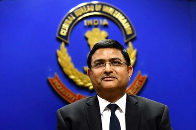 Two Decades Later, Rakesh Asthana is Back to Raid Lalu and Family