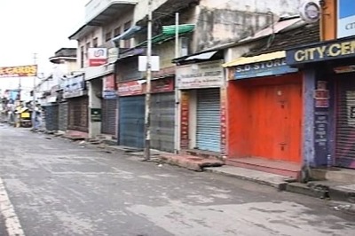 Bharat bandh: Banking, transport sector hit in Gujarat