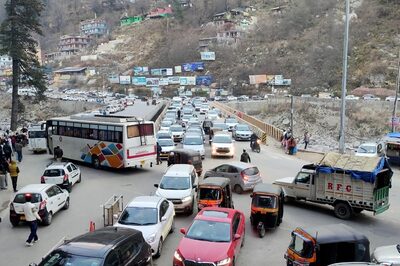 Hotel Occupancy Surge in Shimla, Manali; Record 28,210 Vehicle Cross Atal Tunnel in One Day