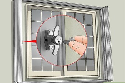How to Close Hurricane Shutters