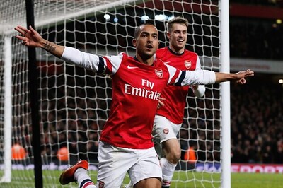 Walcott fires warning shot to Spurs ahead of Cup clash