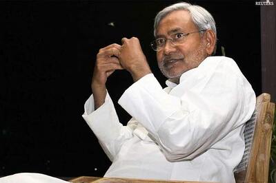 Nitish Kumar seeks students' support to make 'green mission' a success