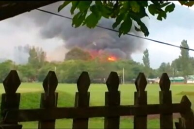 Govt, Mehbooba to Review Situation with Security, Intel Officers