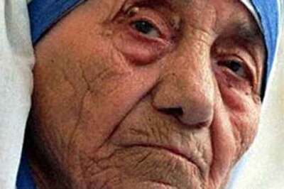 Sainthood status eludes Mother Teresa