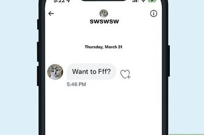 What Does FFF Mean? Snapchat, Texting, and More