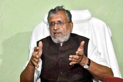 Rs 74 Lakh Seized from Car of RJD Leader in Patna, Sushil Modi Alleges Sale of Poll Tickets in Lalu's Party