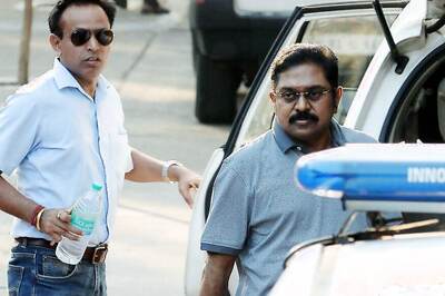 AIADMK Calls General Council Meeting, May Move Against Sasikala, Dinakaran