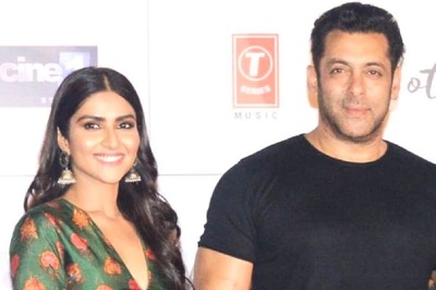 Salman Khan Decorated My Parents' Room on Their Wedding Night, Says Pranutan Bahl