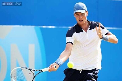 Berdych crashes out at Queen's but Wawrinka progresses