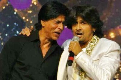 Sonu Nigam Says That He Would Be Singing For SRK, Other Actors If They 'Fought For Him'; Here's Why