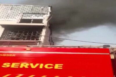 Delhi: Major Fire Breaks Out at Shoe Manufacturing Factory