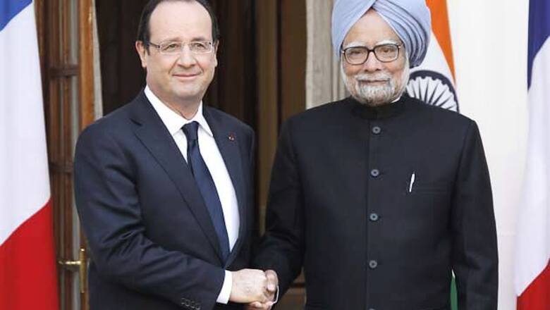 Willing to pump in $1 bn in India: Hollande