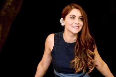 Actor Sonalee Kulkarni's Henna Picture Goes Viral