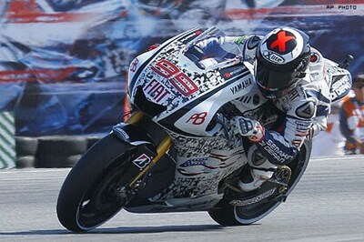 Jorge Lorenzo takes US Grand Prix pole