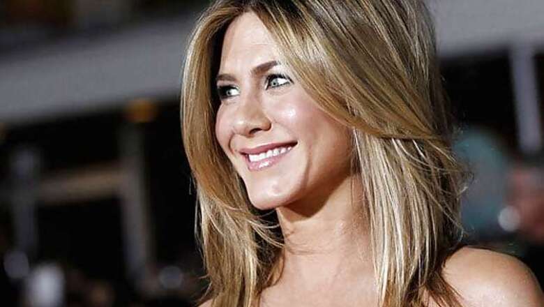 Jennifer Aniston fed up with pressure to have children