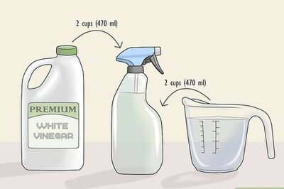 How to Remove Hard Water Stains from Shower Doors