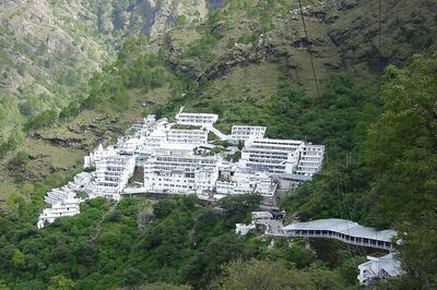 Shrine Board in Process of Formulating SOPs for Vaishno Devi Yatra