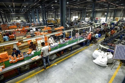 India's GDP Contracts 7.5 % in July-September, Economy Enters Technical Recession