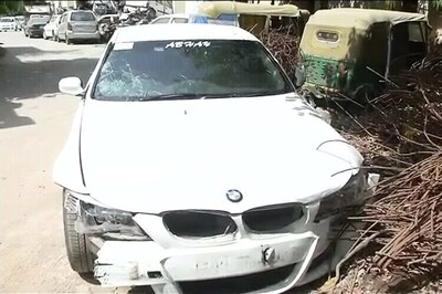 UB Top Official, Allegedly Drunk, Rams BMW Into Auto in Bengaluru