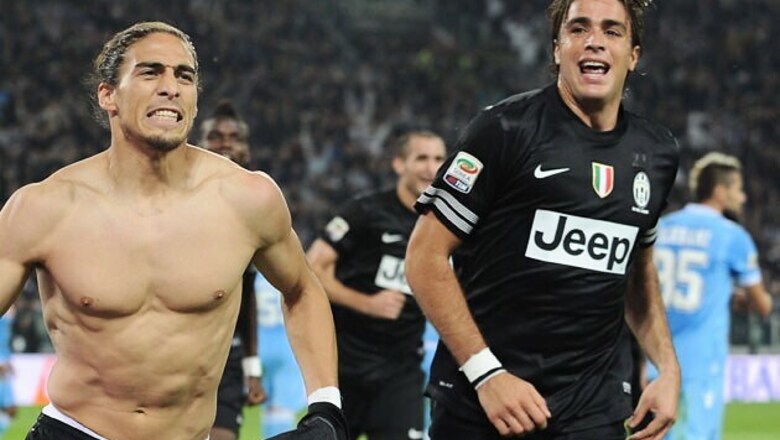 Late goals help Juventus beat Napoli in Serie A
