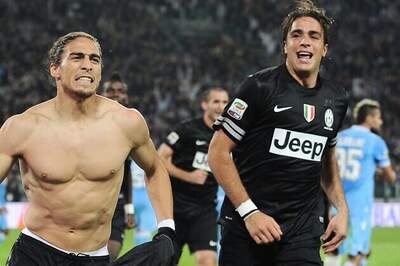 Late goals help Juventus beat Napoli in Serie A